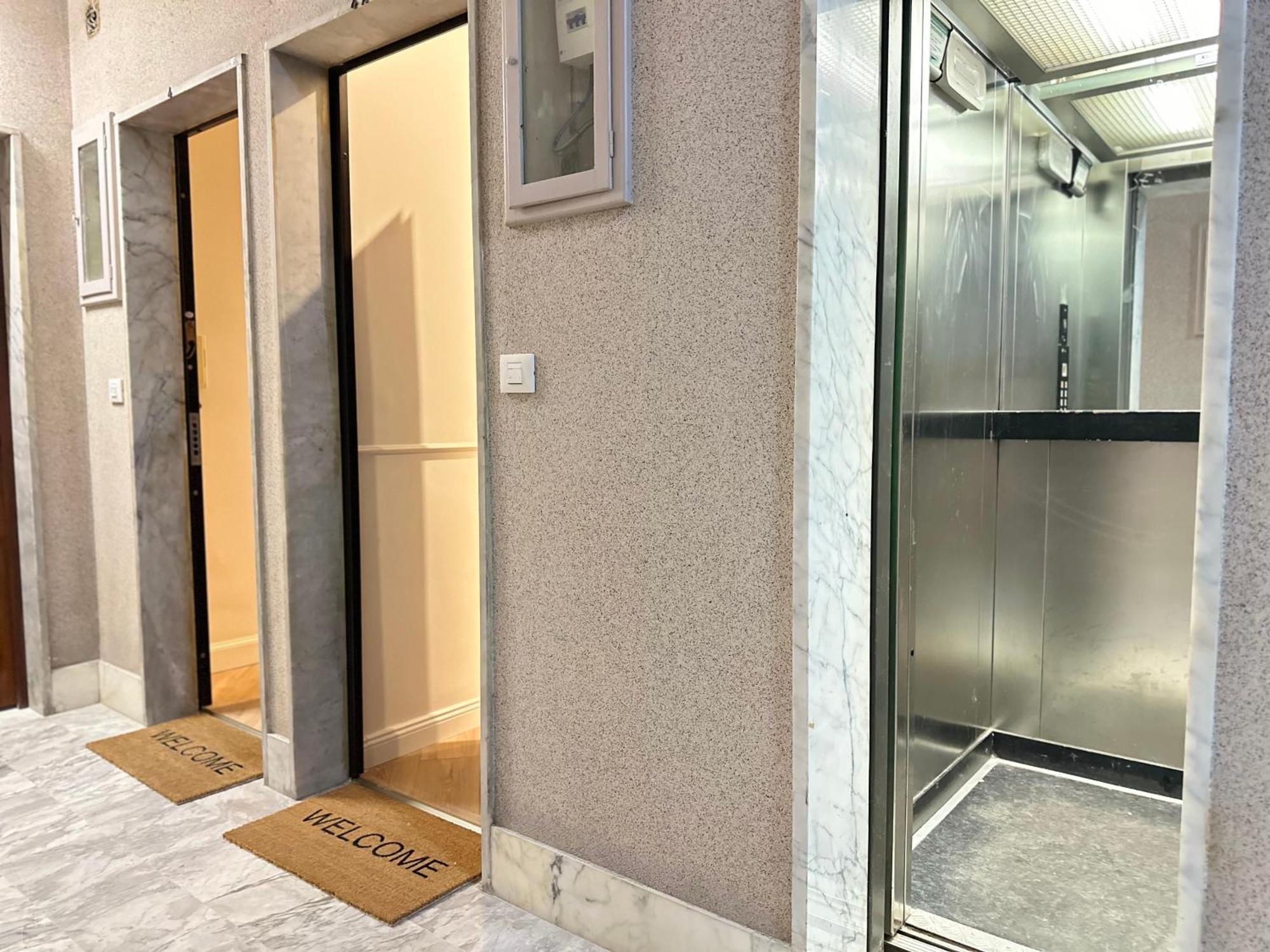 Art N Shelter Apartament Бари Екстериор снимка
