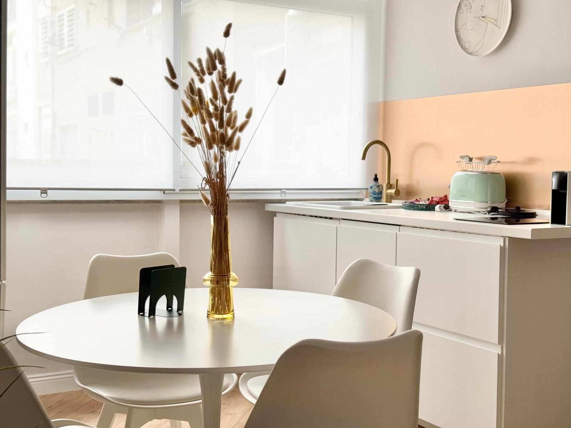 Art N Shelter Apartament Бари Екстериор снимка